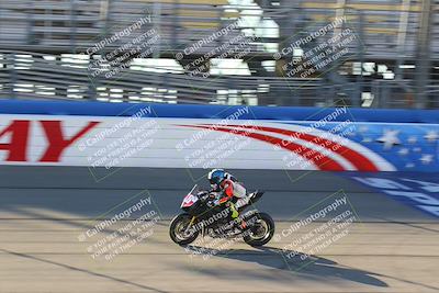 media/Jan-21-2022-Fastrack Riders (Fri) [[90b5309cc6]]/Level 4/Session 1 Front Straight/